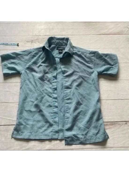 Van Heusen Other - Van Heusen Boys Button Down Collared Shirt